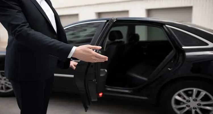 Limousine service in Dubai | Limousine transportation | Any event or occasion in the UAE | Passenger transportation in the UAE